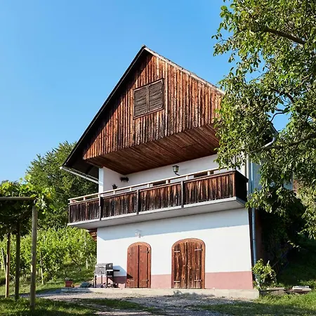 Weinberg - Kellerstoeckl Orman Evi *